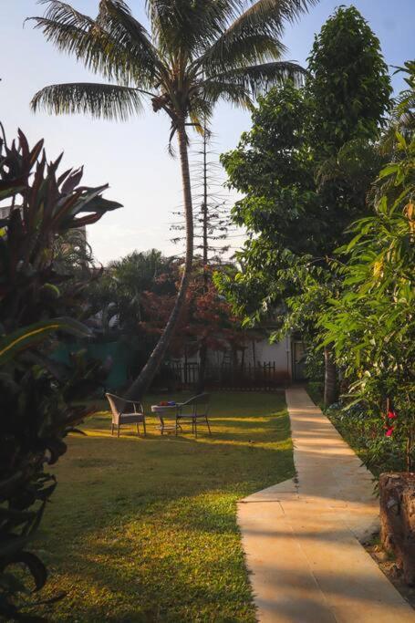 Valecha Villa Entire 4Bhkbunglow With 5000 Sq Ft Garden Lonavala Dış mekan fotoğraf